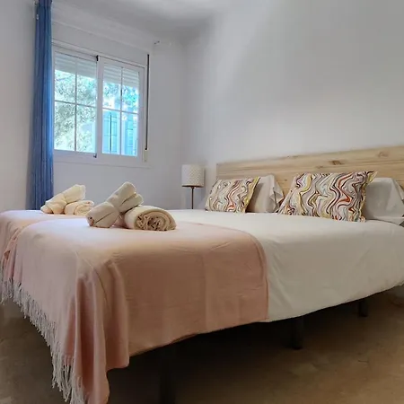 아파트 Pinogolf Elviria With Free Parking, Wifi, Pool And Large Terrace *