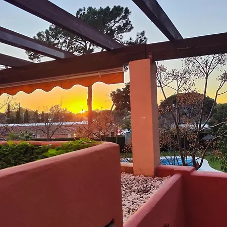 아파트 Pinogolf Elviria With Free Parking, Wifi, Pool And Large Terrace