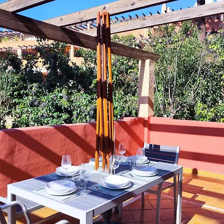 Pinogolf Elviria With Free Parking, Wifi, Pool And Large Terrace Apartament *