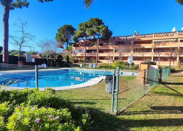 Pinogolf Elviria With Free Parking, Wifi, Pool And Large Terrace Apartment