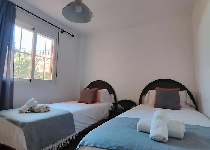 Pinogolf Elviria With Free Parking, Wifi, Pool And Large Terrace ماربيا